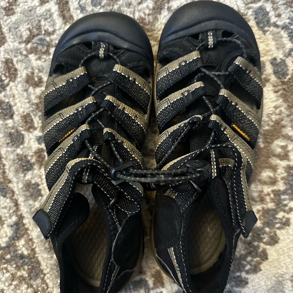 KEEN Newport H2 Waterproof Hiking Sandals
